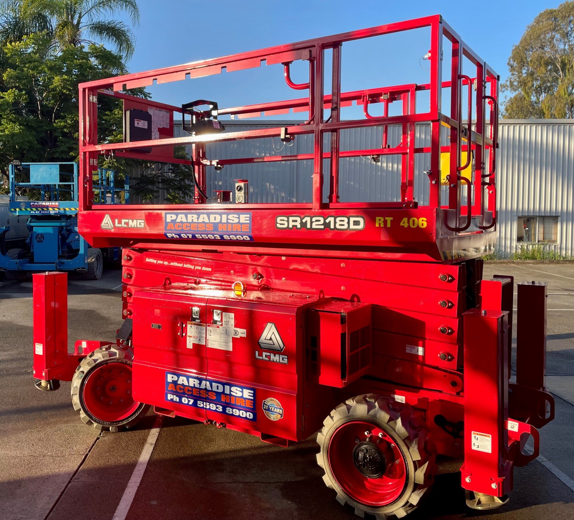 Scissor Lifts for Hire Gold Coast Paradise Tower Hire