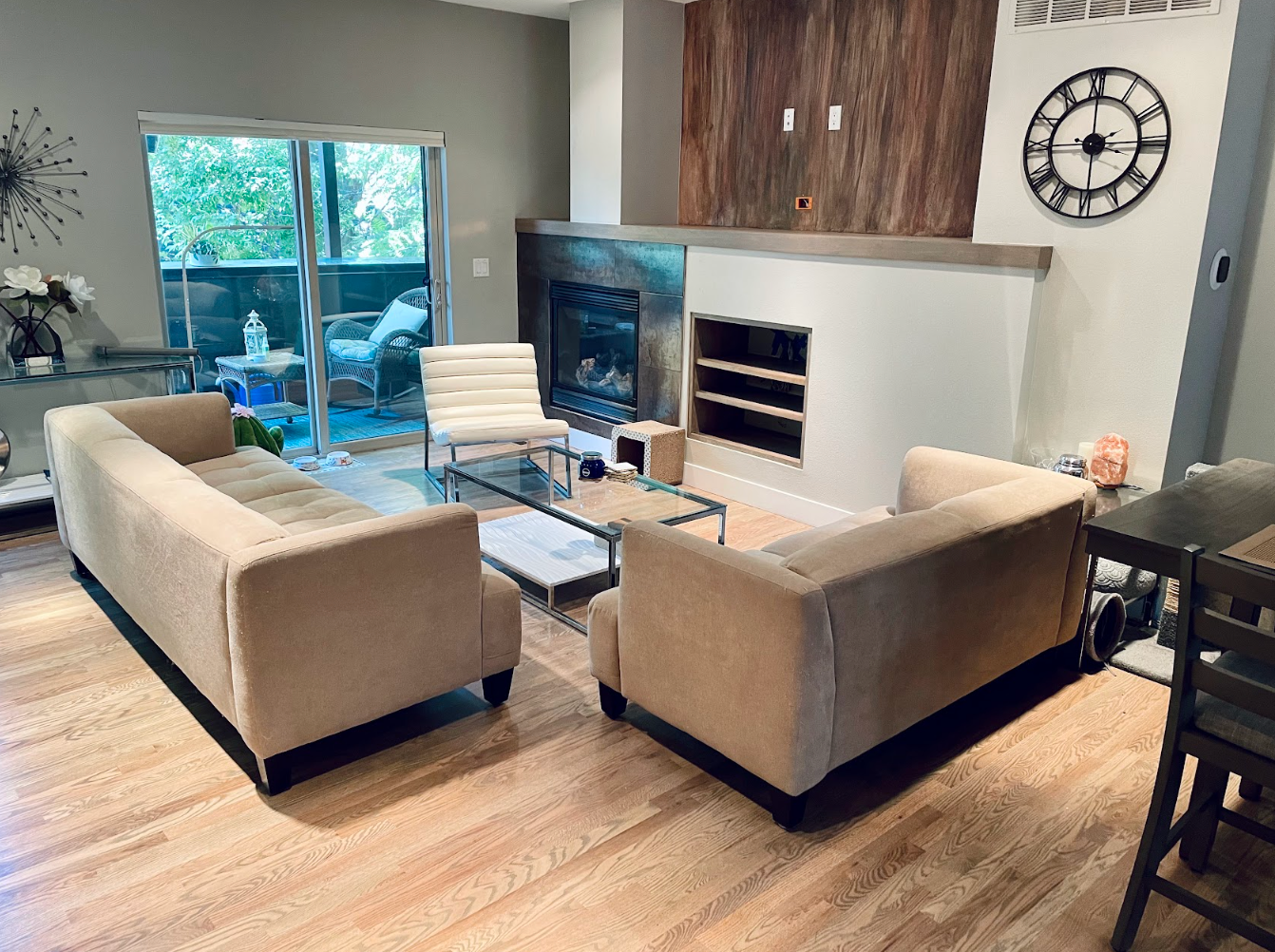 living room with nice hardwood floors
