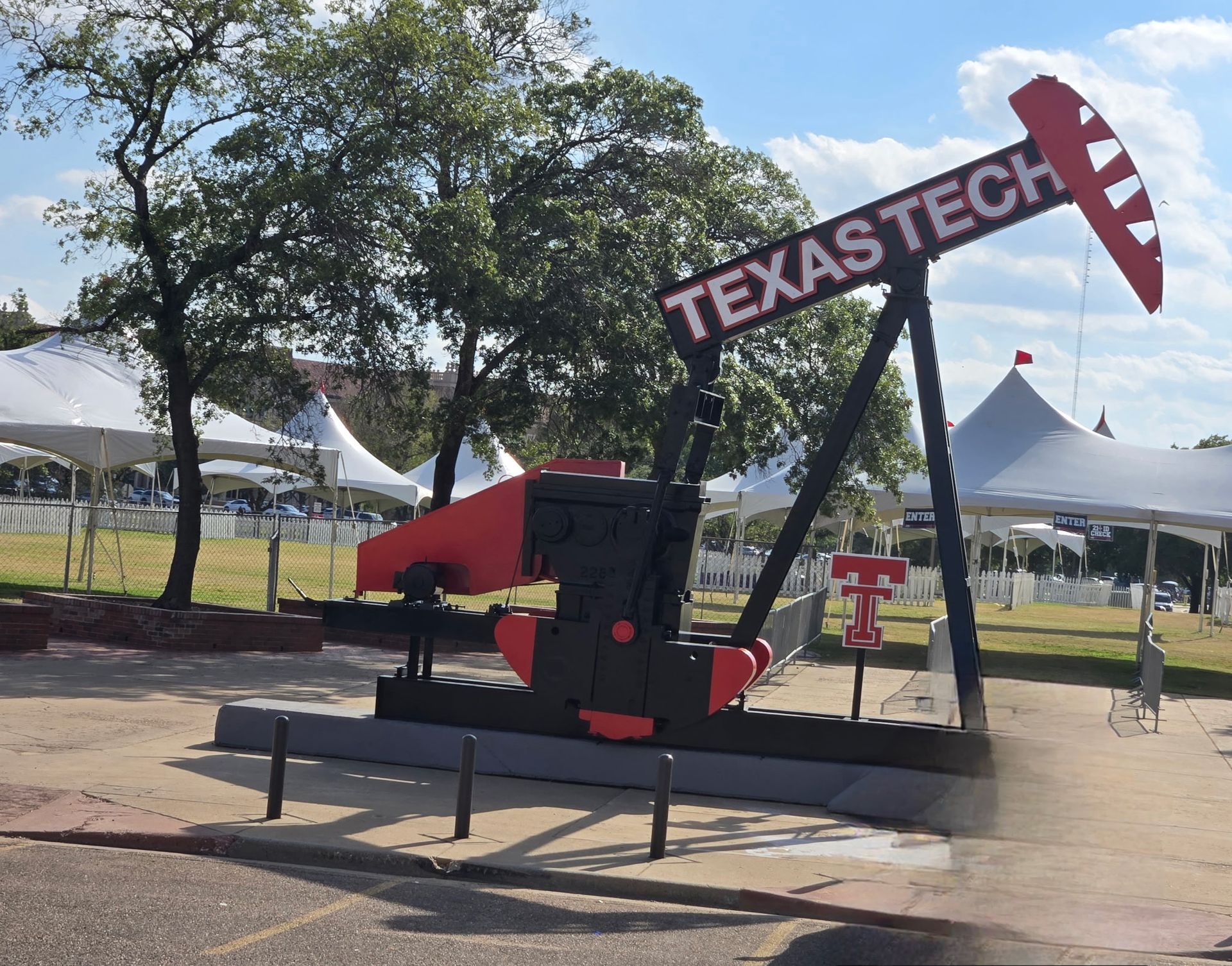 Texas Tech oil derrick sculpture with 
