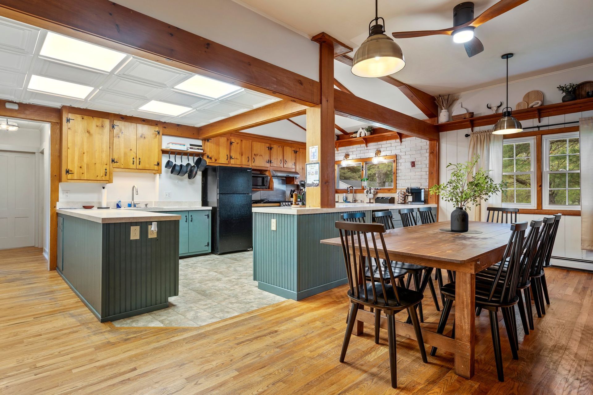 Rostay big house