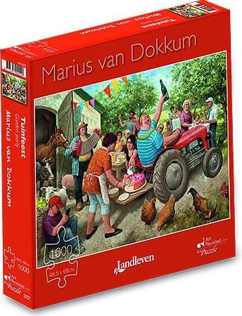 Puzzeldoos met een drukke boerderijscène: feest met tractor, taart, mensen, dieren en feestelijke versieringen.