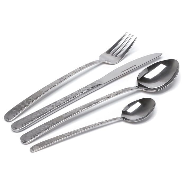 Bestekset met gestructureerde handgrepen, bestaande uit een vork, mes, eetlepel en theelepel.