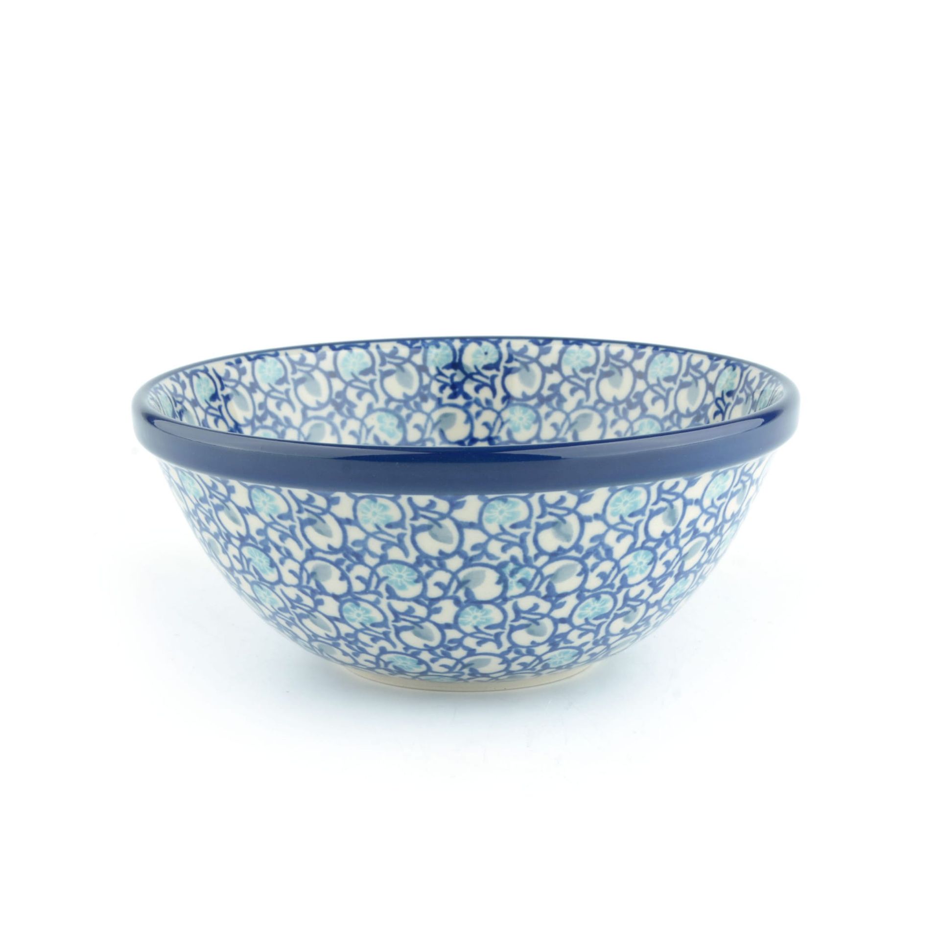 Blauw-wit gestreepte keramische kom met een donkerblauwe rand.
