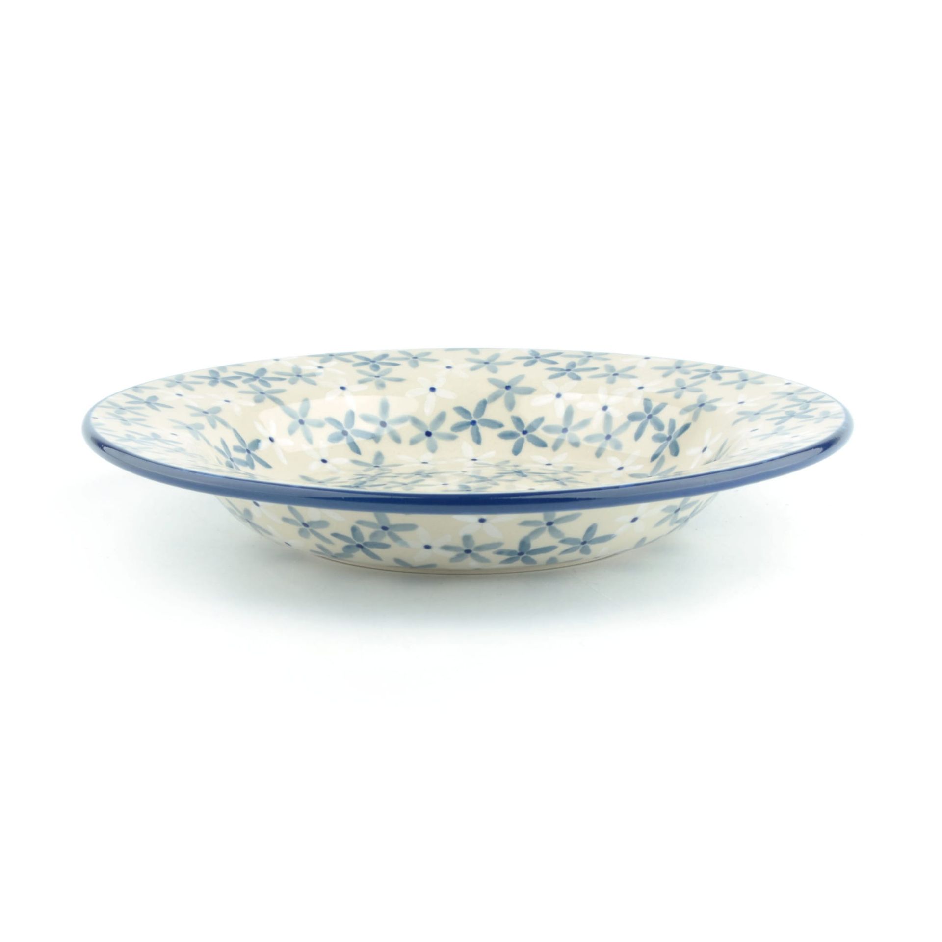 Blauw-witte keramische kom met bloemenpatroon.