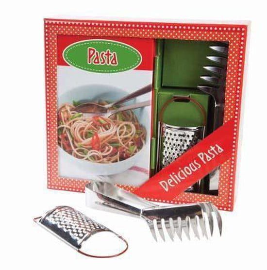 Pasta-bestekset in een doos; inclusief rasp, serveervork en meer.
