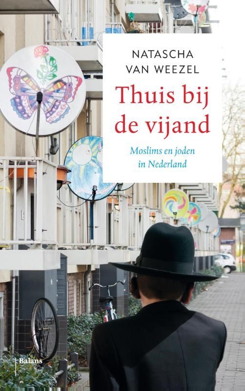 Natascha van Weezel; Thuis bij de vijand