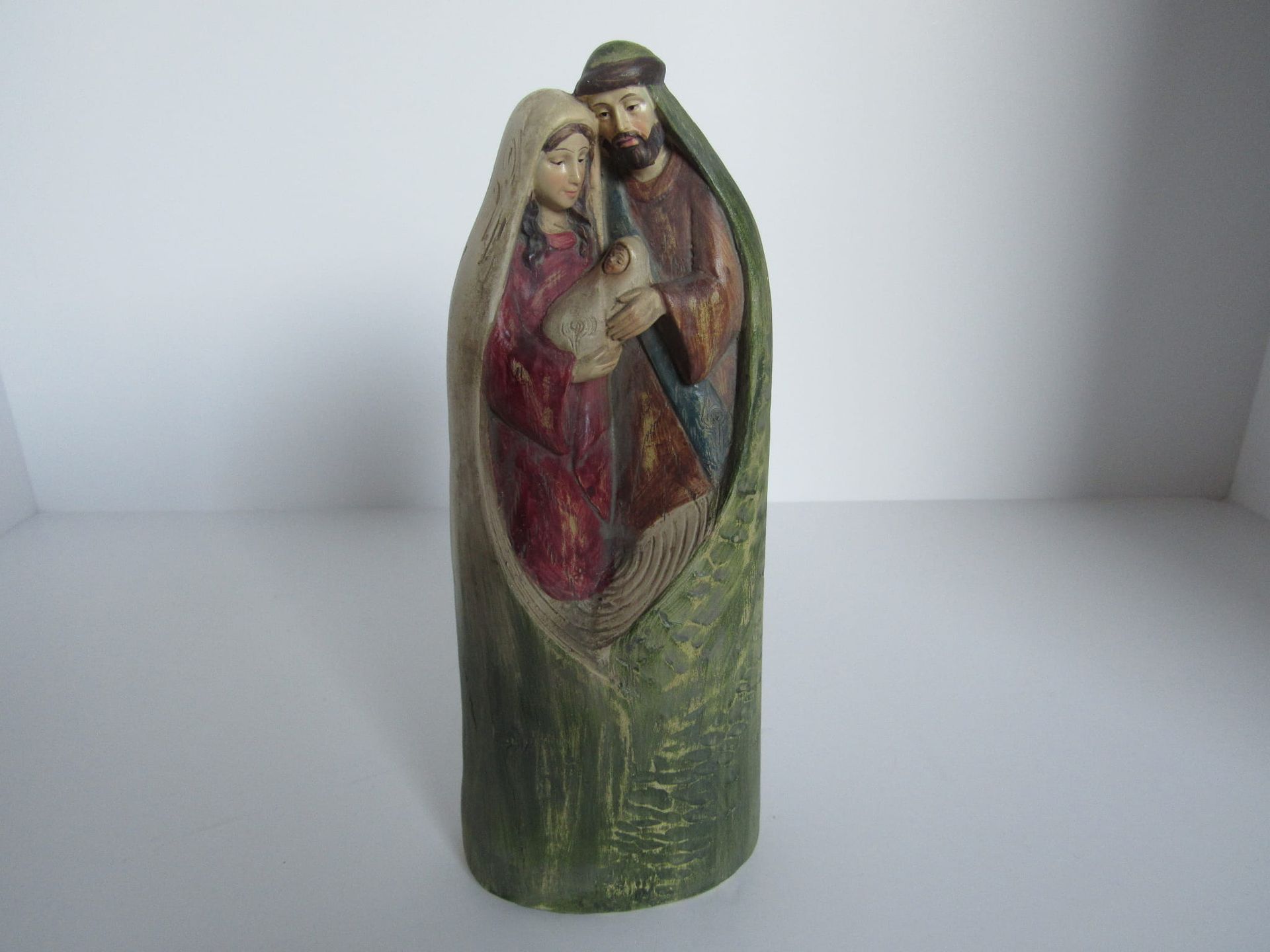 Kerstbeeld; Jozeph, Maria met kindje Jezus in de armen.