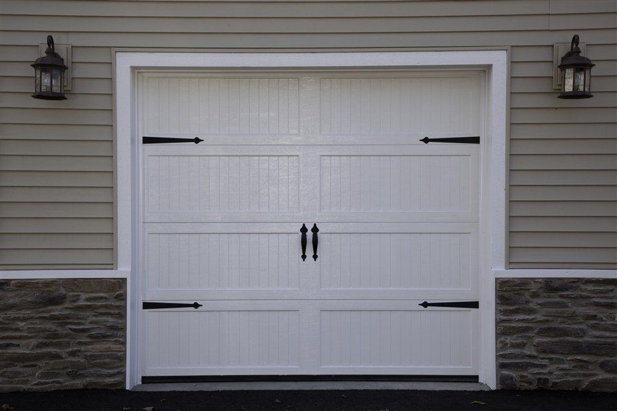 Model 64 in White with Decorative Hardware