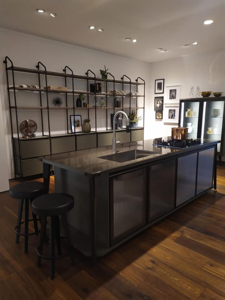 cucina scura