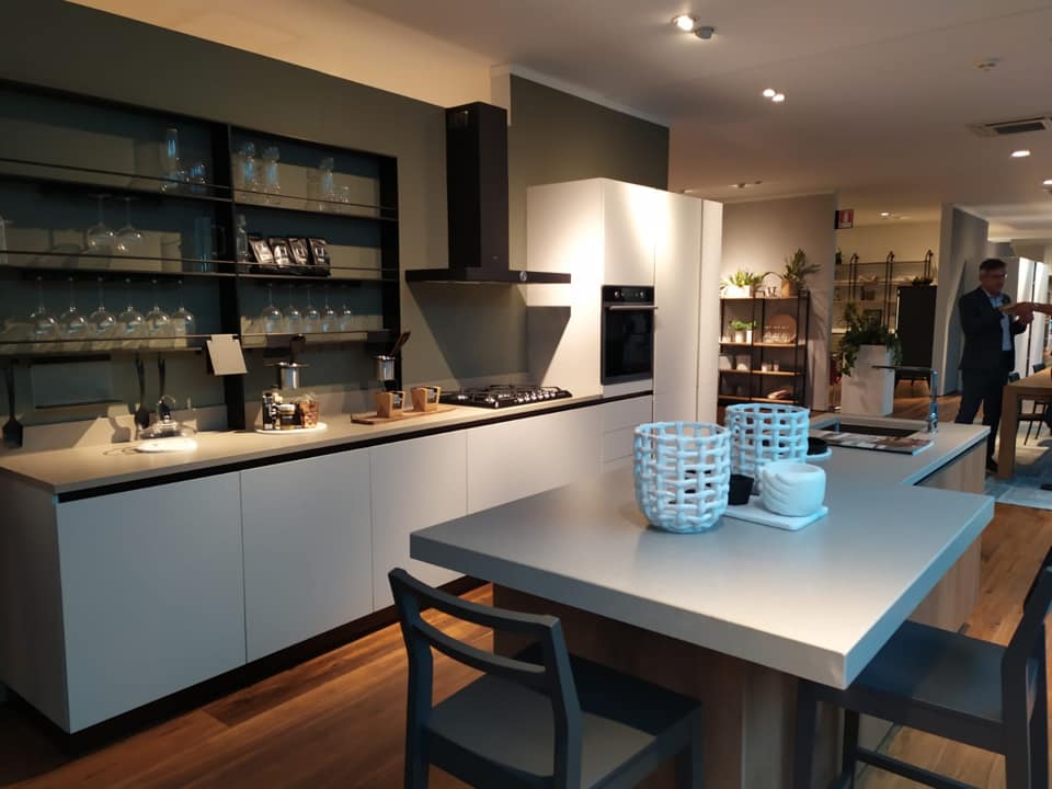 tavolo coordinato alla cucina