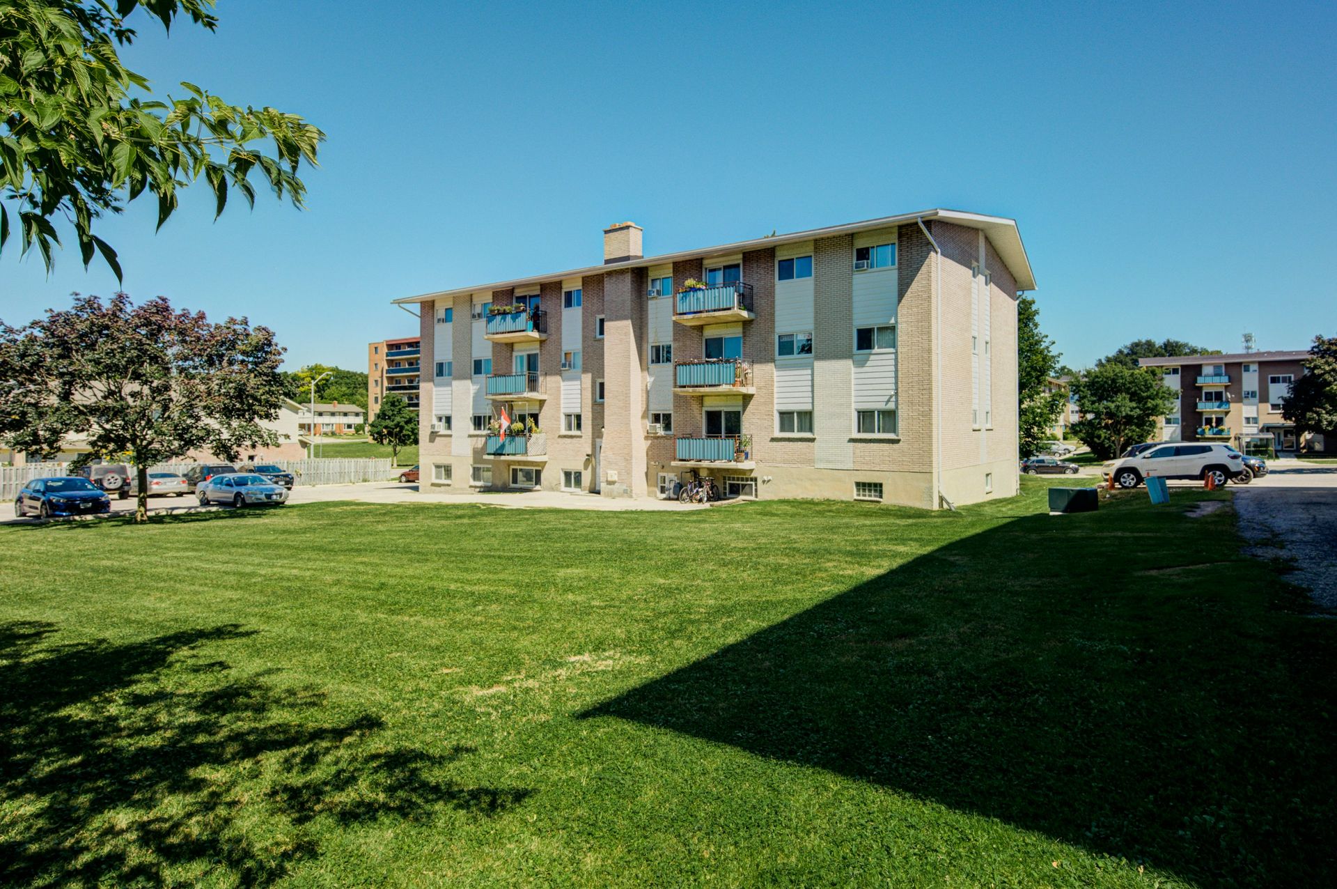 Apartment Gallery 432462 Leinster Street Group Inc.