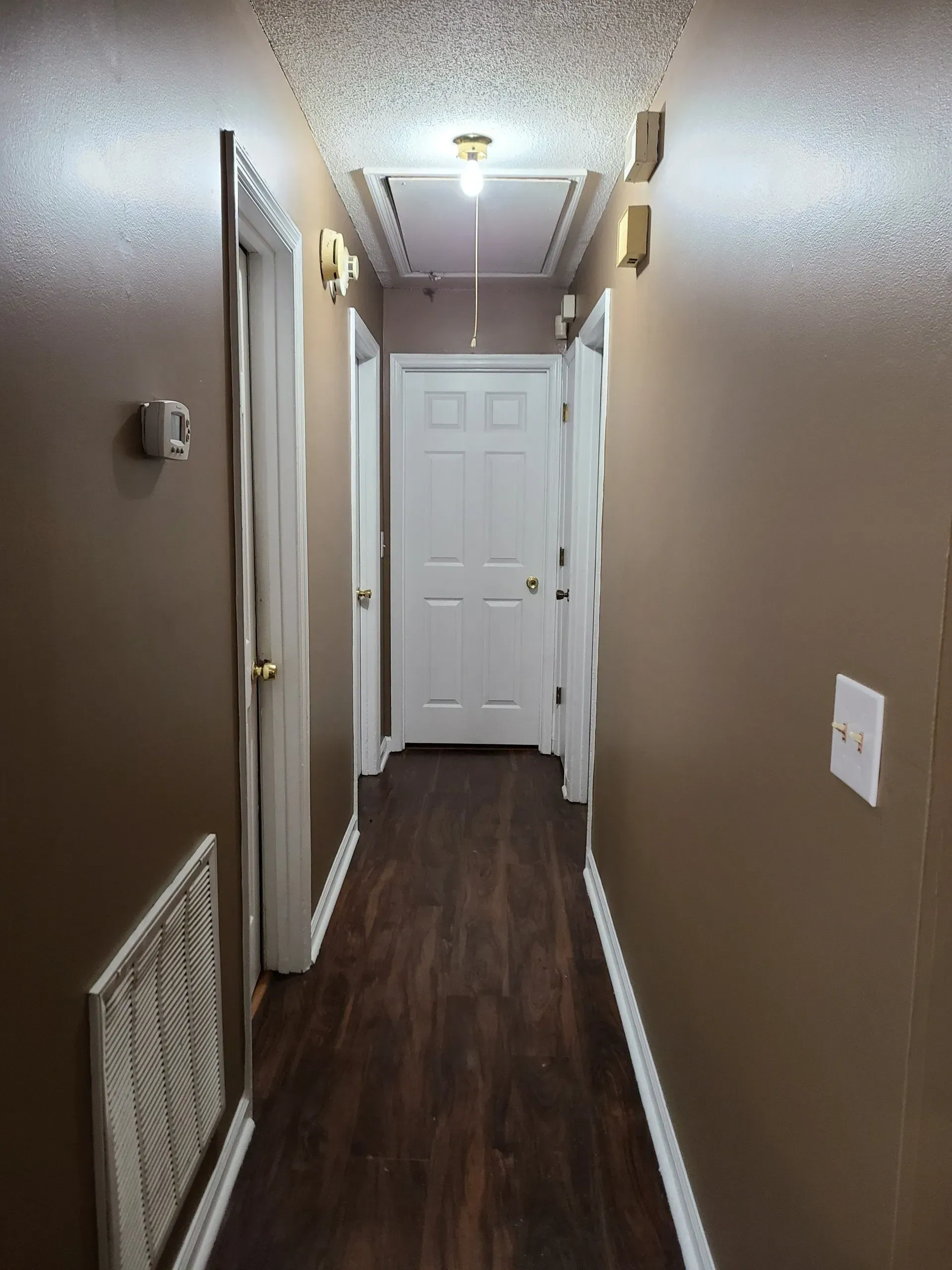 Hallways | Summerville, SC | THE VELASQUEZ COMPANY