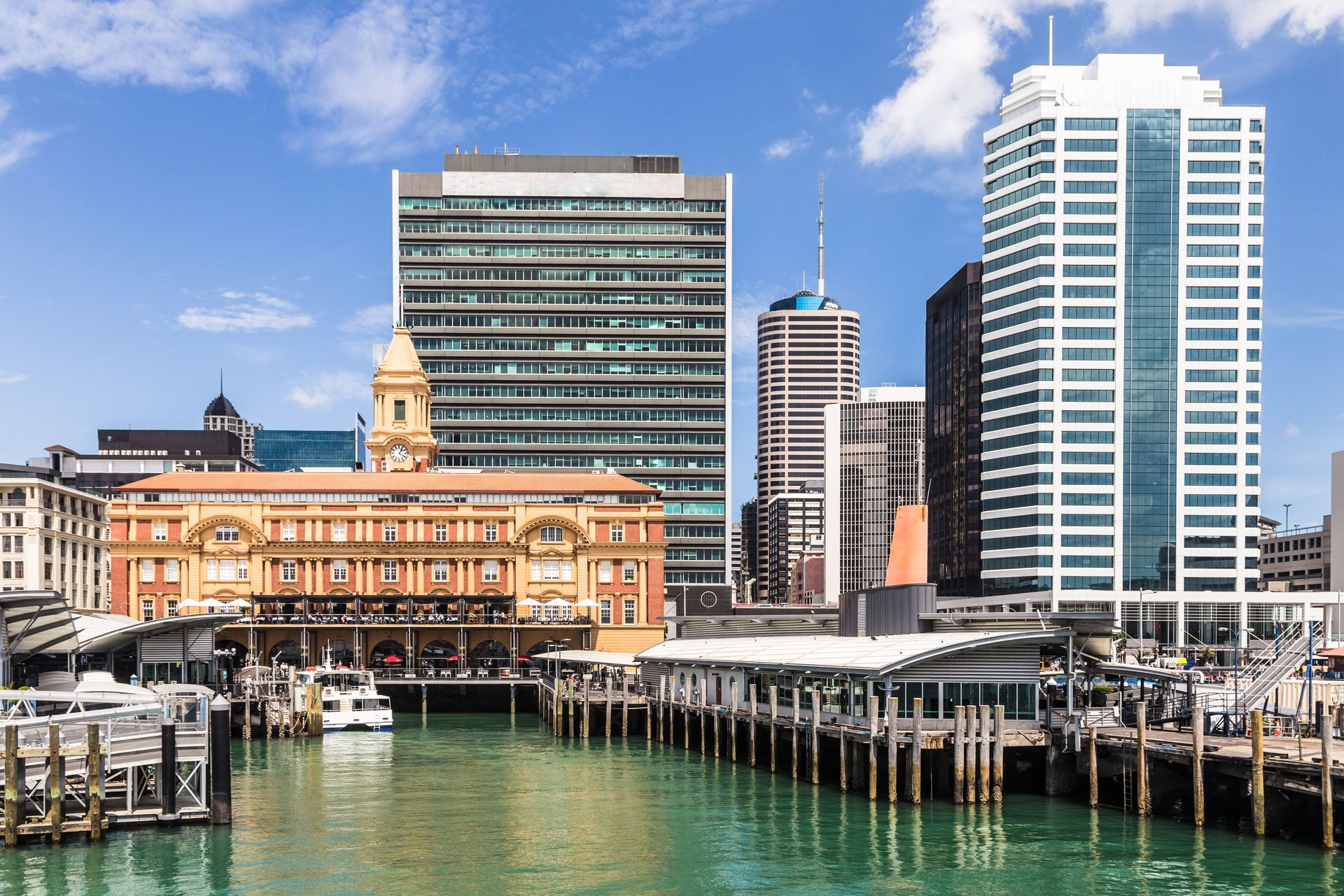 ROBLAWMAX AUCKLAN