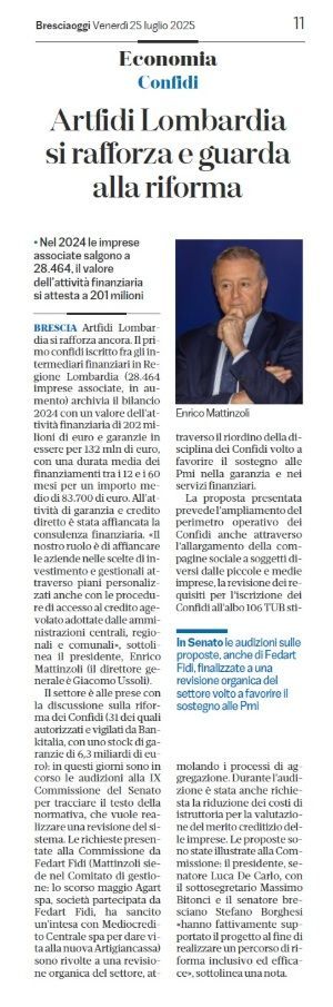 Persone sedute a un tavolo che analizzano i resoconti finanziari, indicando grafici e tabelle.