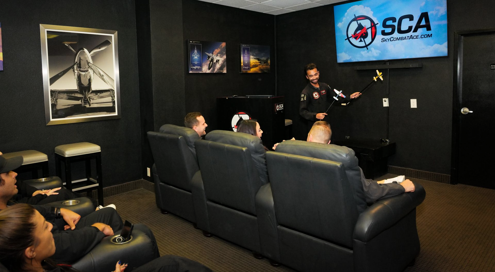 The best Vegas activity for student pilots and aviation enthusiasts
