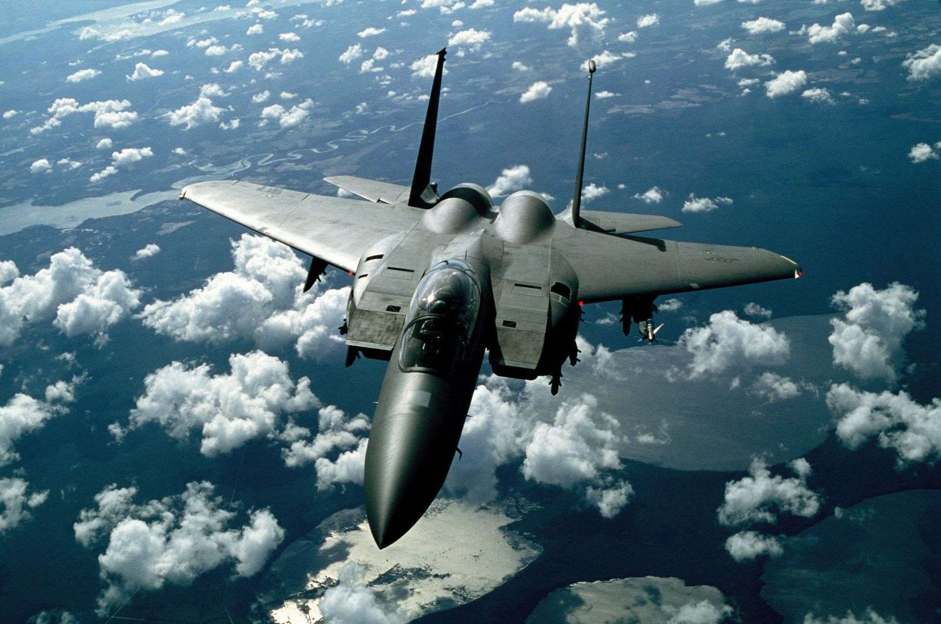 Fighter jet rides for civilians who always wanted a real fighter jet experience