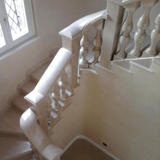 scala in marmo