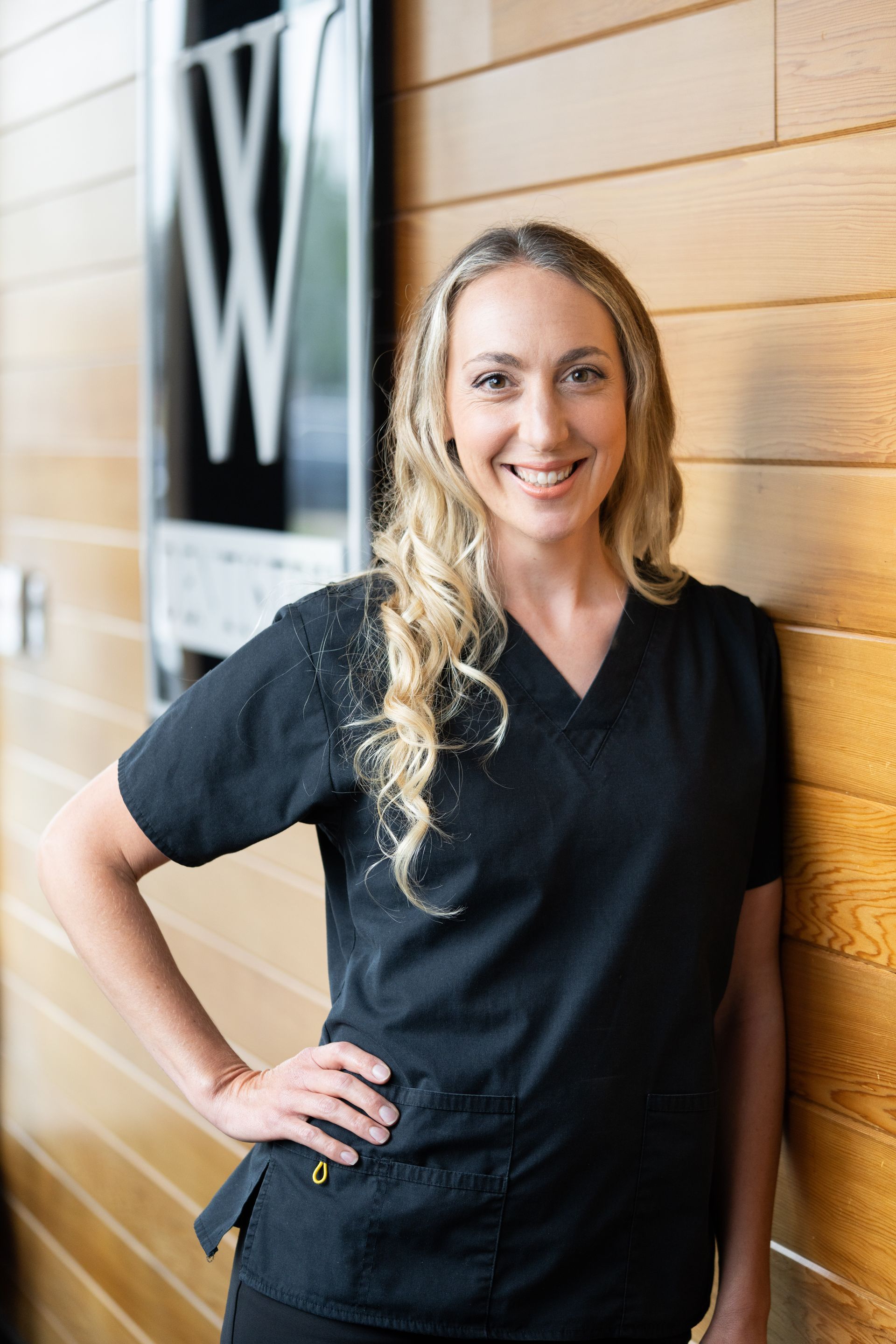 Dentist Photo | Dental Clinic Team Member | Local Dentist | Dental Team Staff Member | Dr. Jessica Pulla