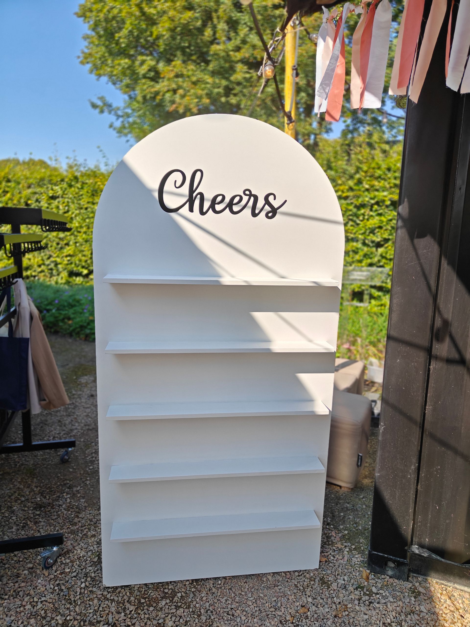Champagne wall, shots Wall, Limocello wall, Italiaanse bruiloft, bruiloftdecoratie, eventstyling