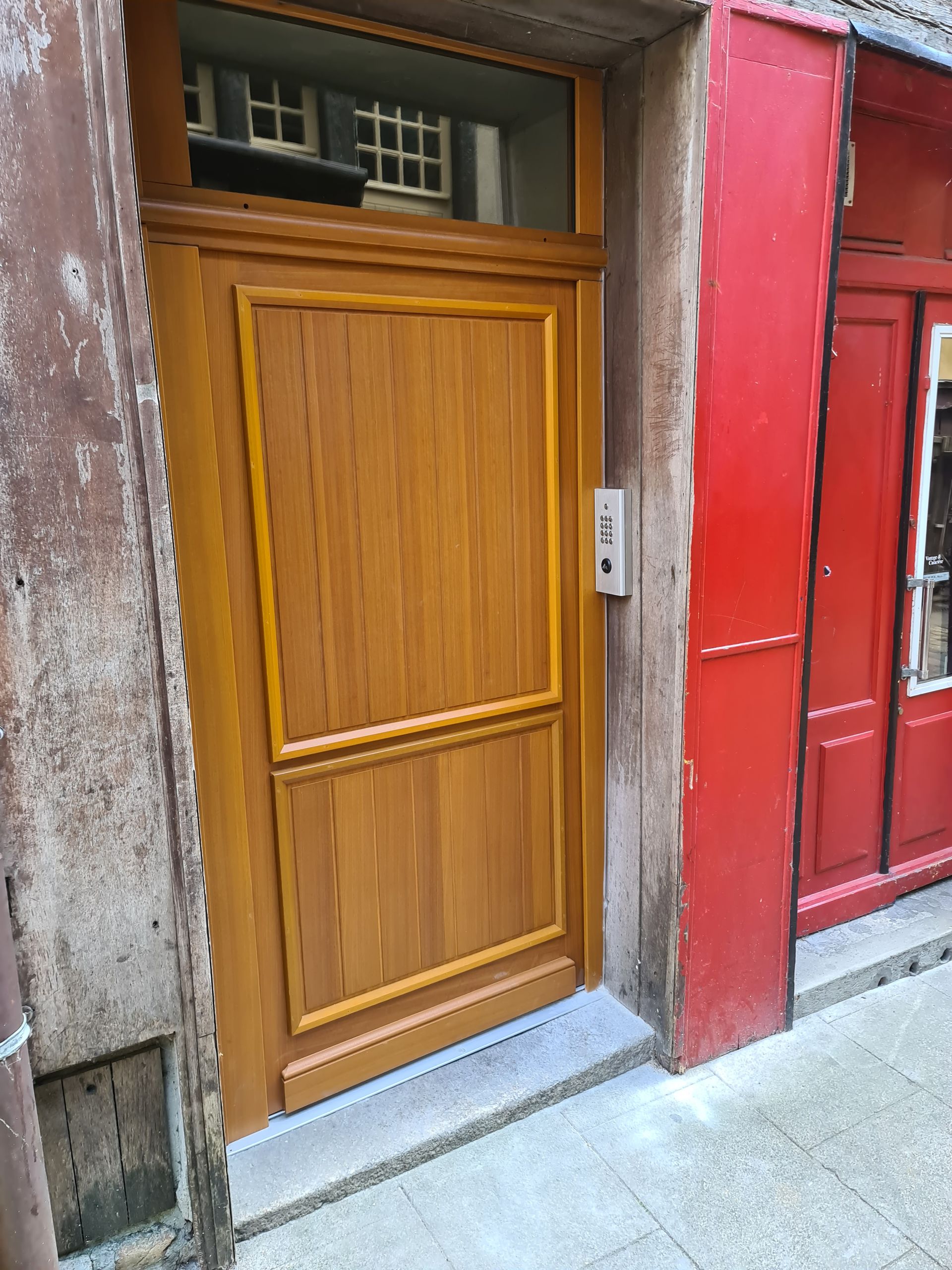 Digicode pour immeuble collectif installé à Saint-Malo par Aber sécurité