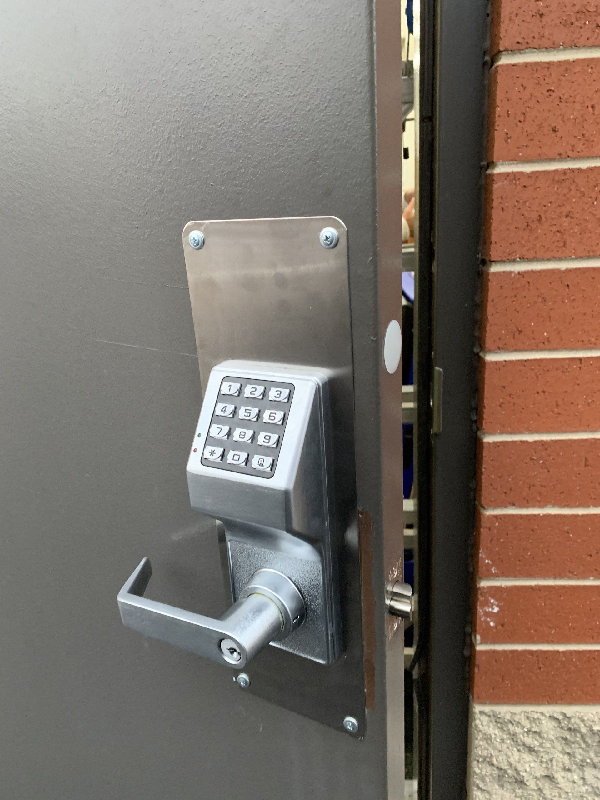 T2 Electronic Lock Install Outside - Roselle, Illinois - Action Lock and Key, Inc