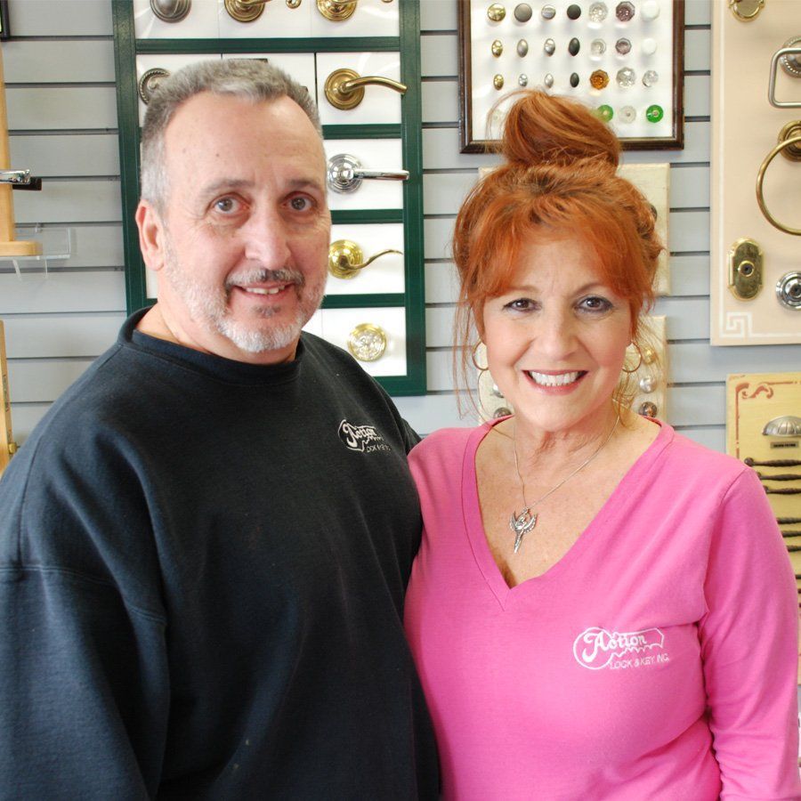 Andy and Jan Maglio - Roselle, Illinois - Action Lock and Key, Inc