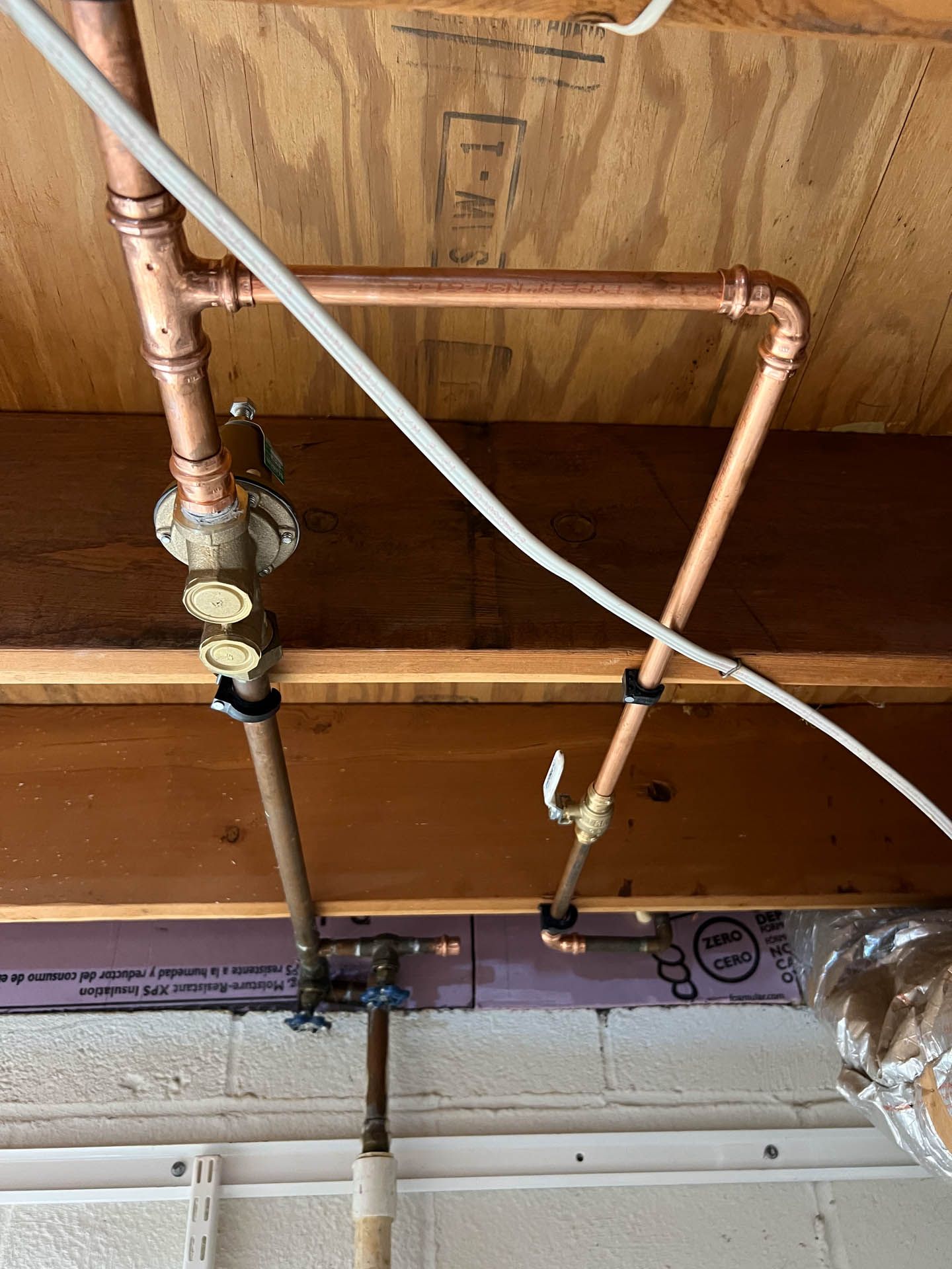 A copper pipe with new pressure reducing valve