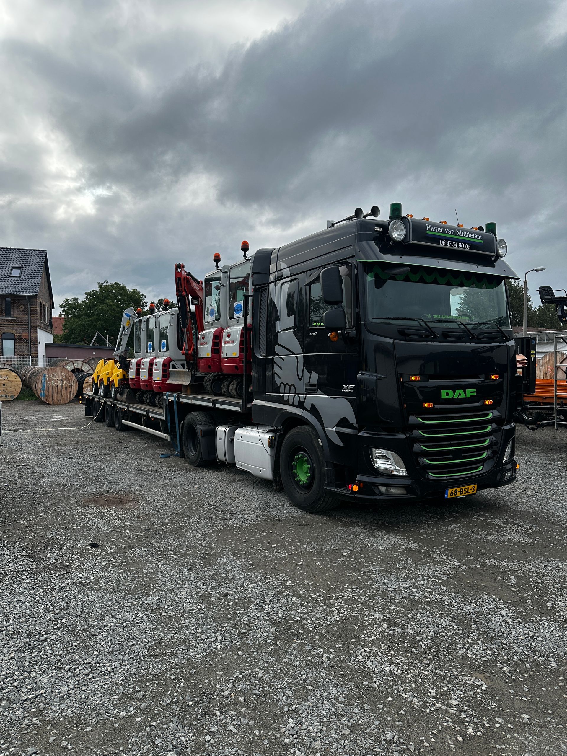 DAF 4x2 + semi dieplader / kieper 24m3