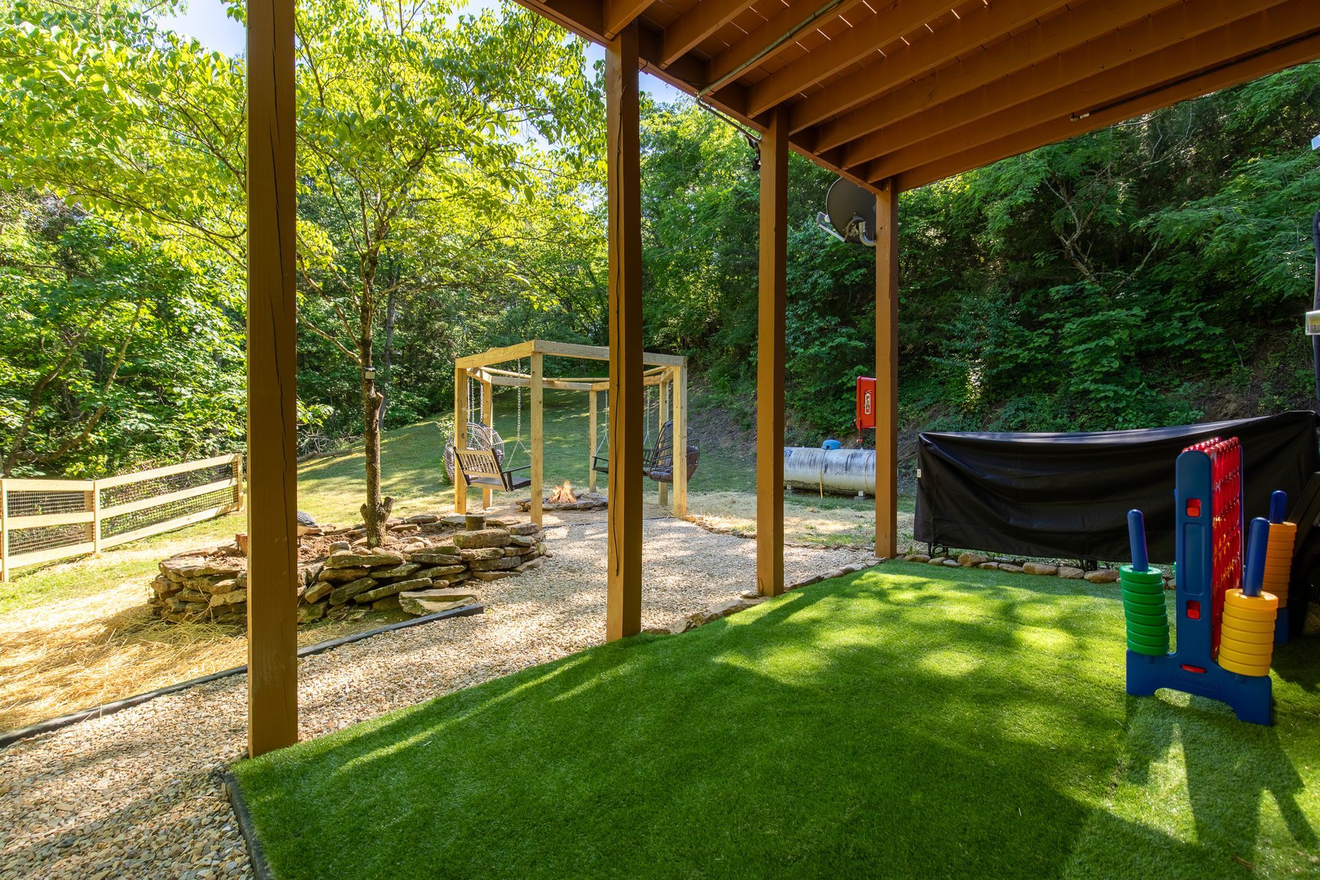 airbnb douglas lake