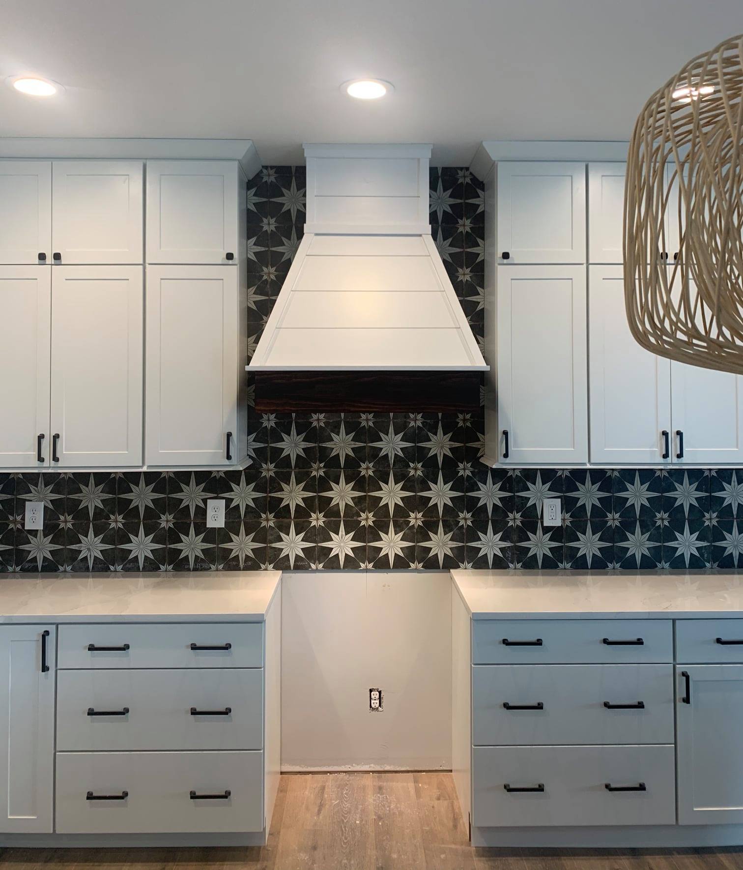 You Can Have a Beautiful, Modern Kitchen in Your Custom Home With Watts Construction in Mid-MO.