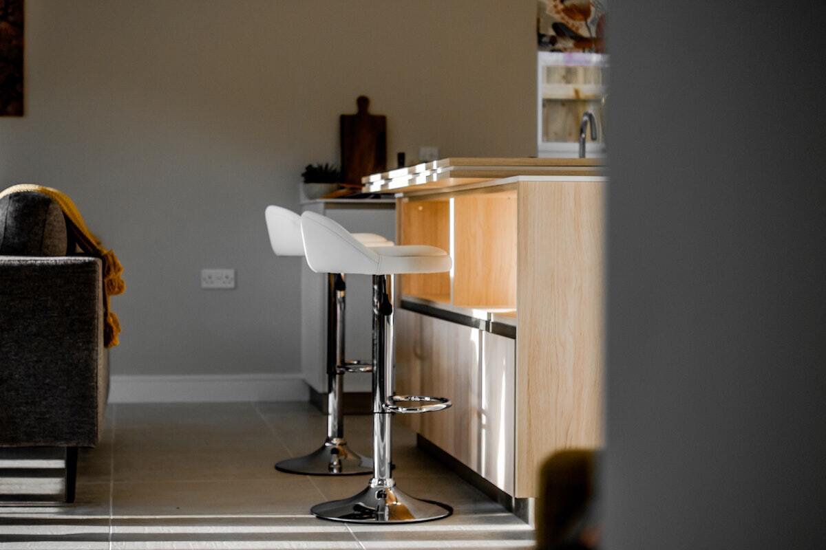 Watts Construction does kitchen remodeling so you can add a bar to you mid-Missouri custom home