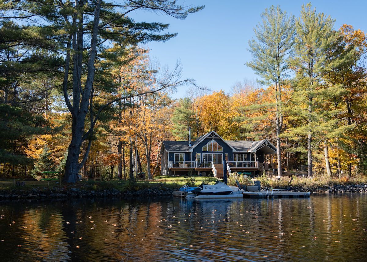 Build a Seasonal Home in Lake Ozark, MO With Watts Construction