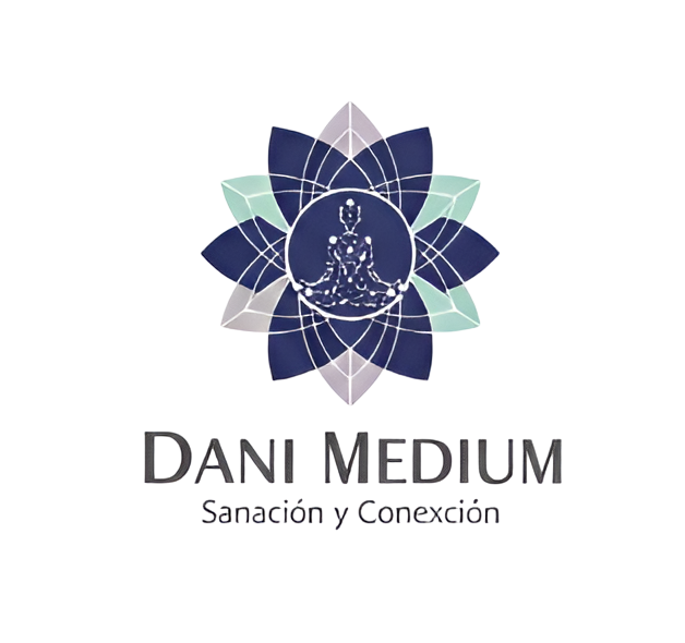 logotipo de DANI MEDIUM