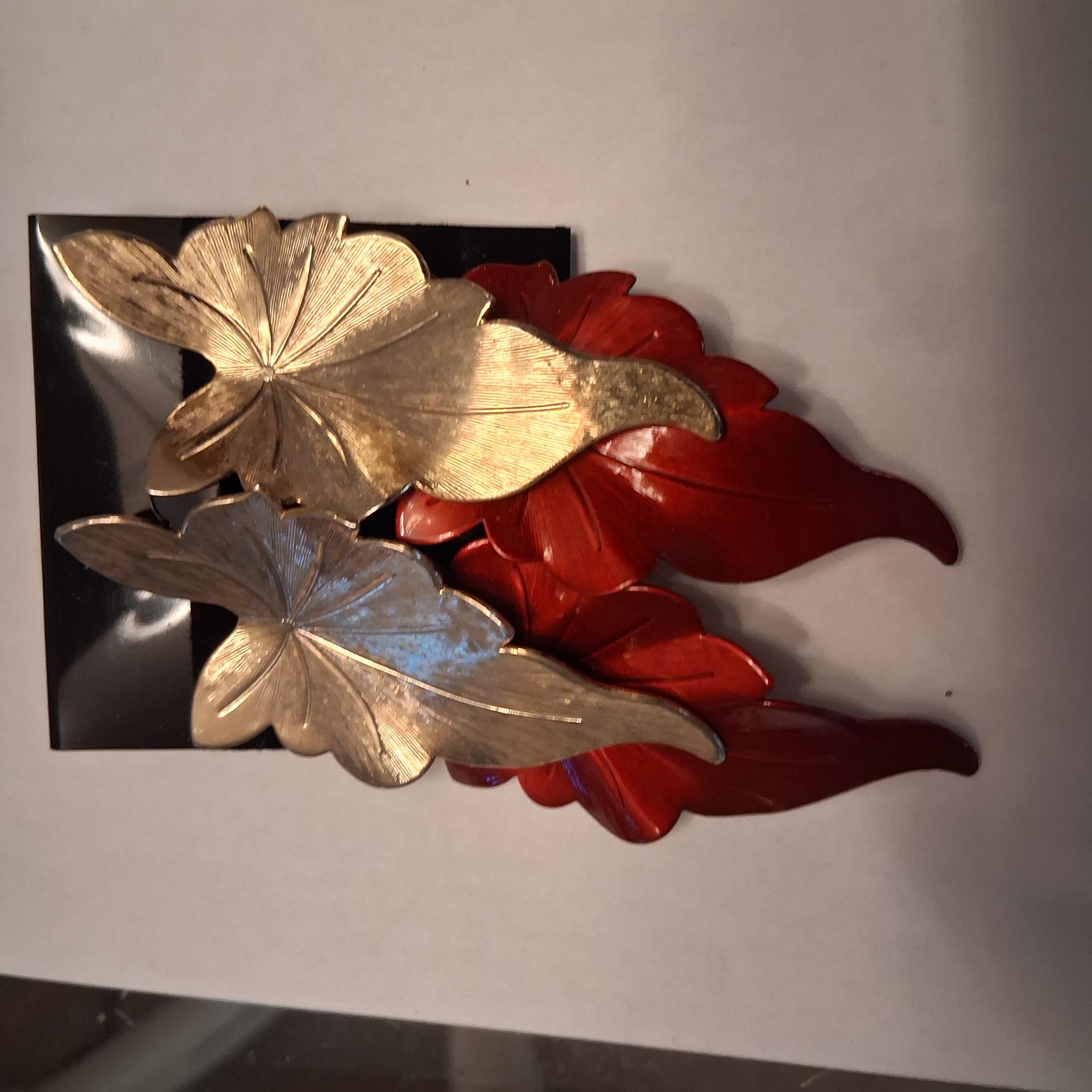 Leaf gold tone & Terrocotta post earrings