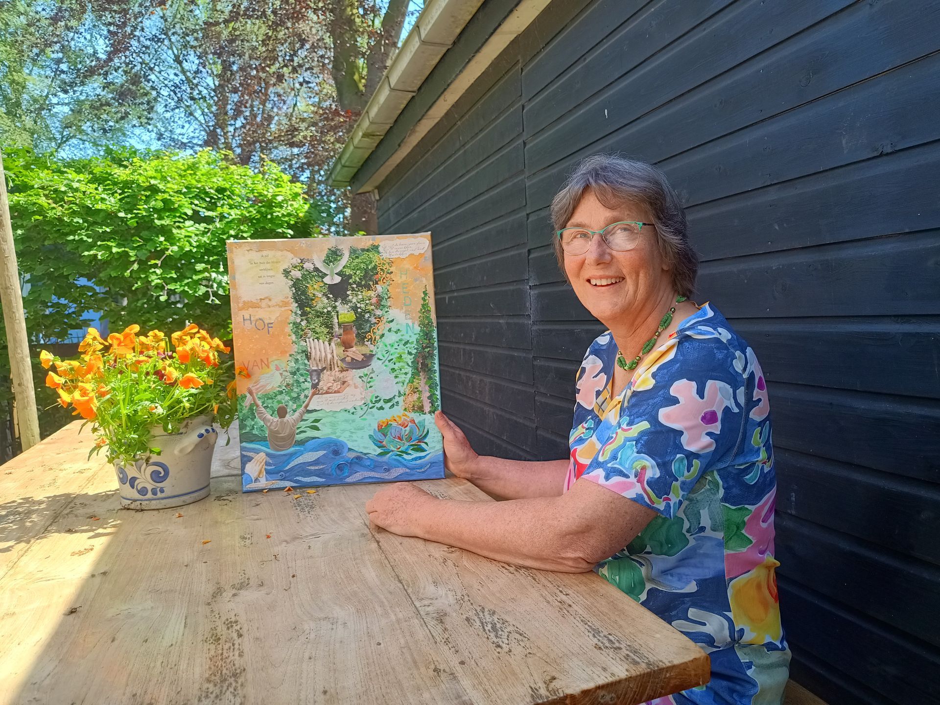 Coach Corina met schilderij
