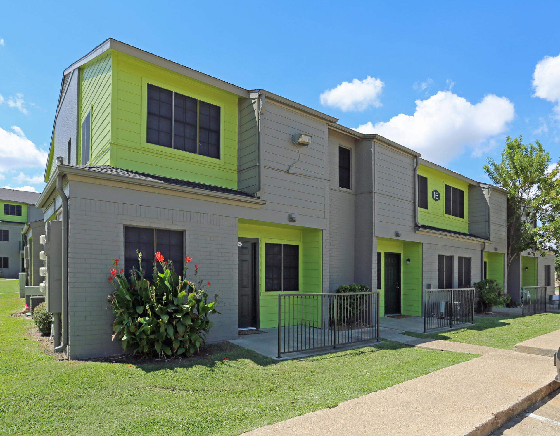 31 thirty apartments exterior