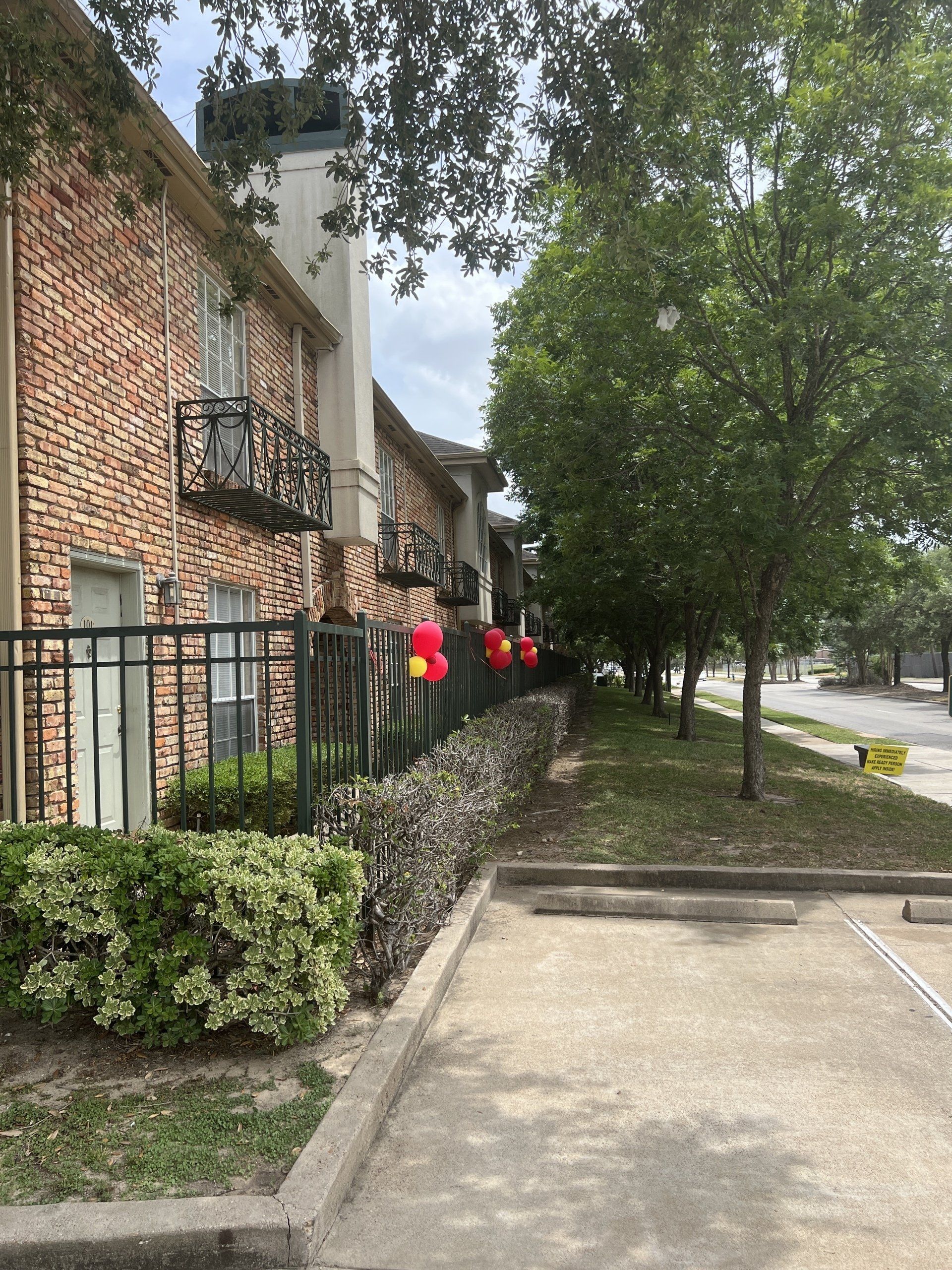 park at bellaire exterior