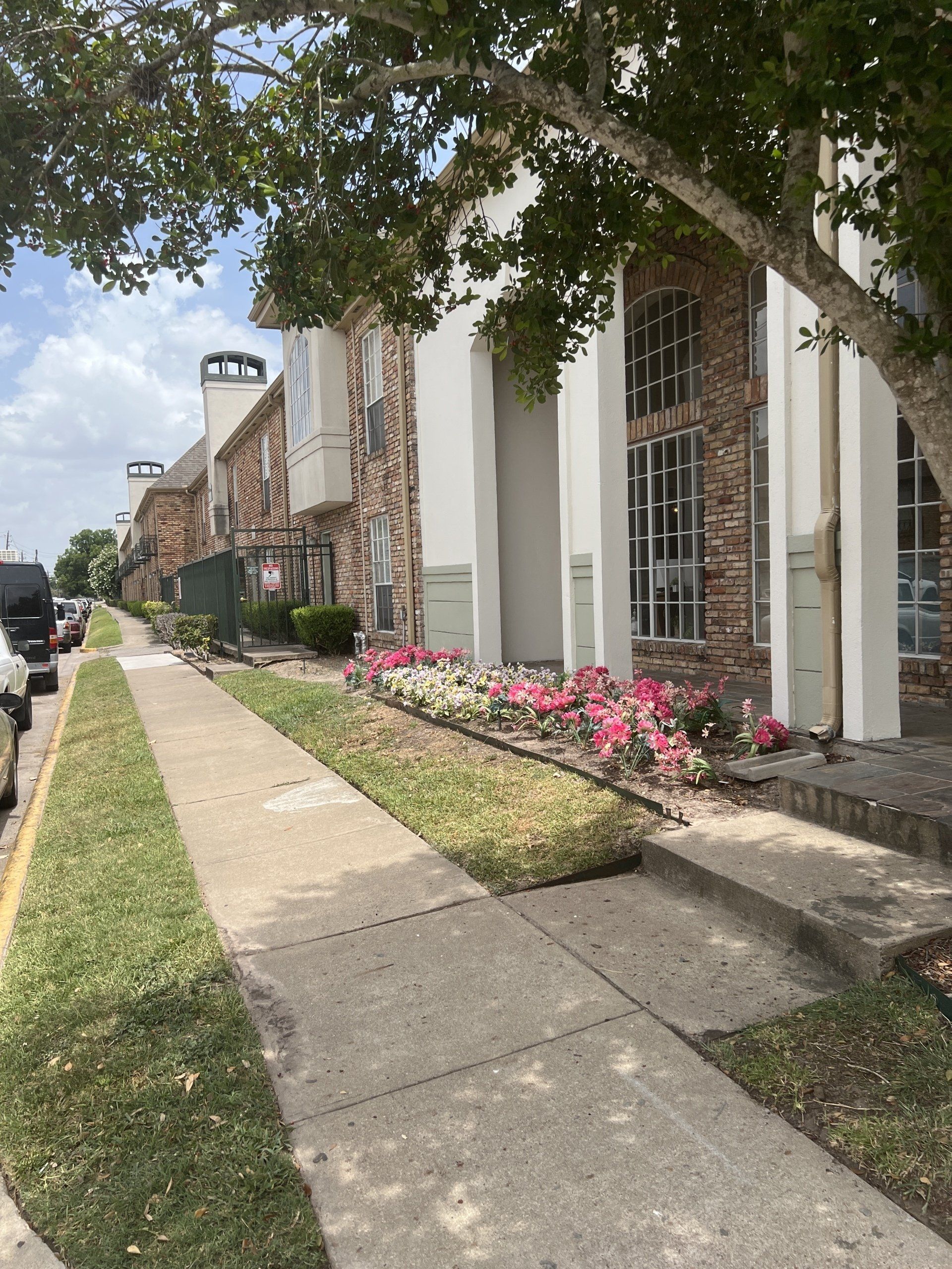park at bellaire exterior