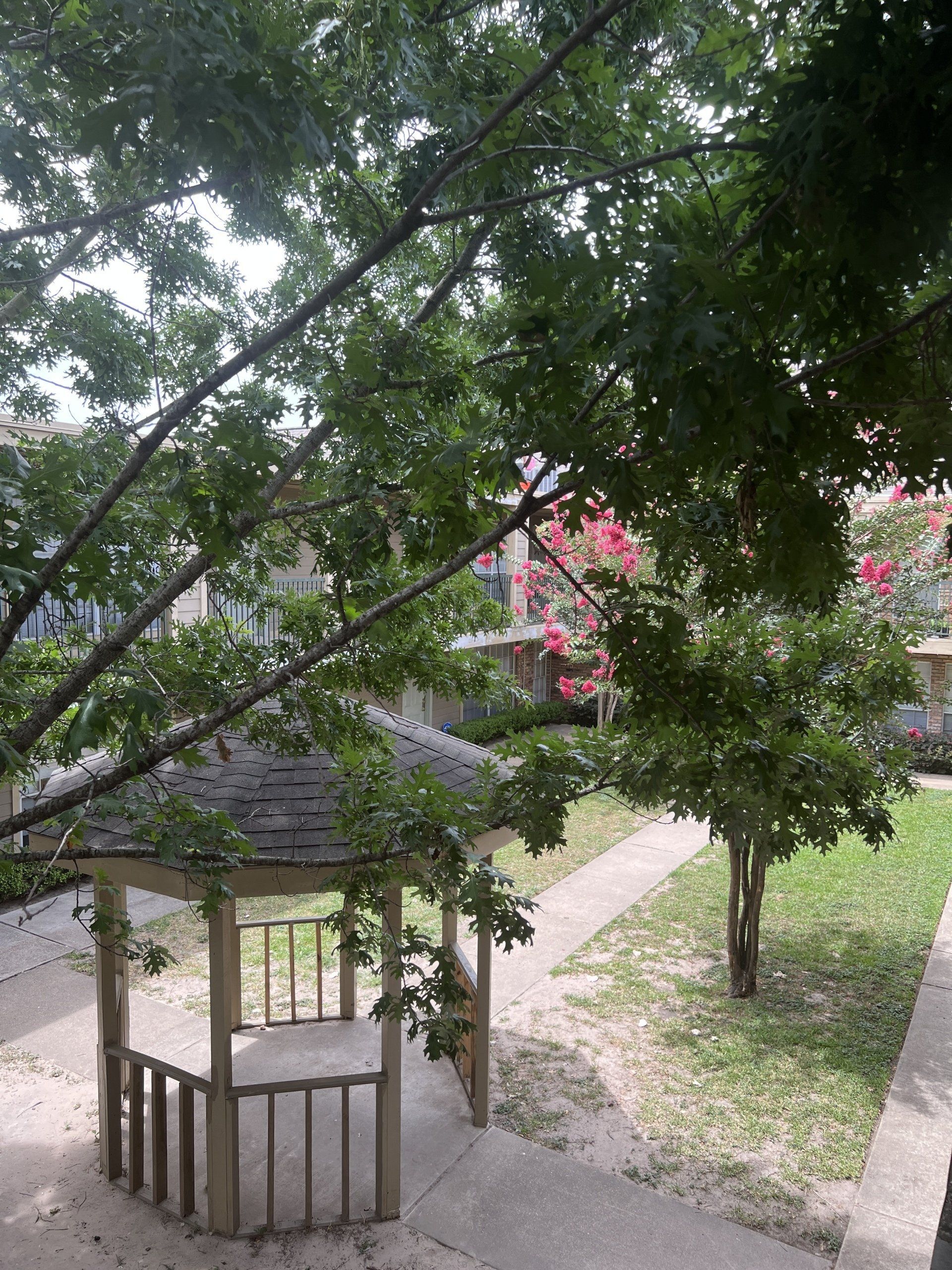 park at bellaire exterior