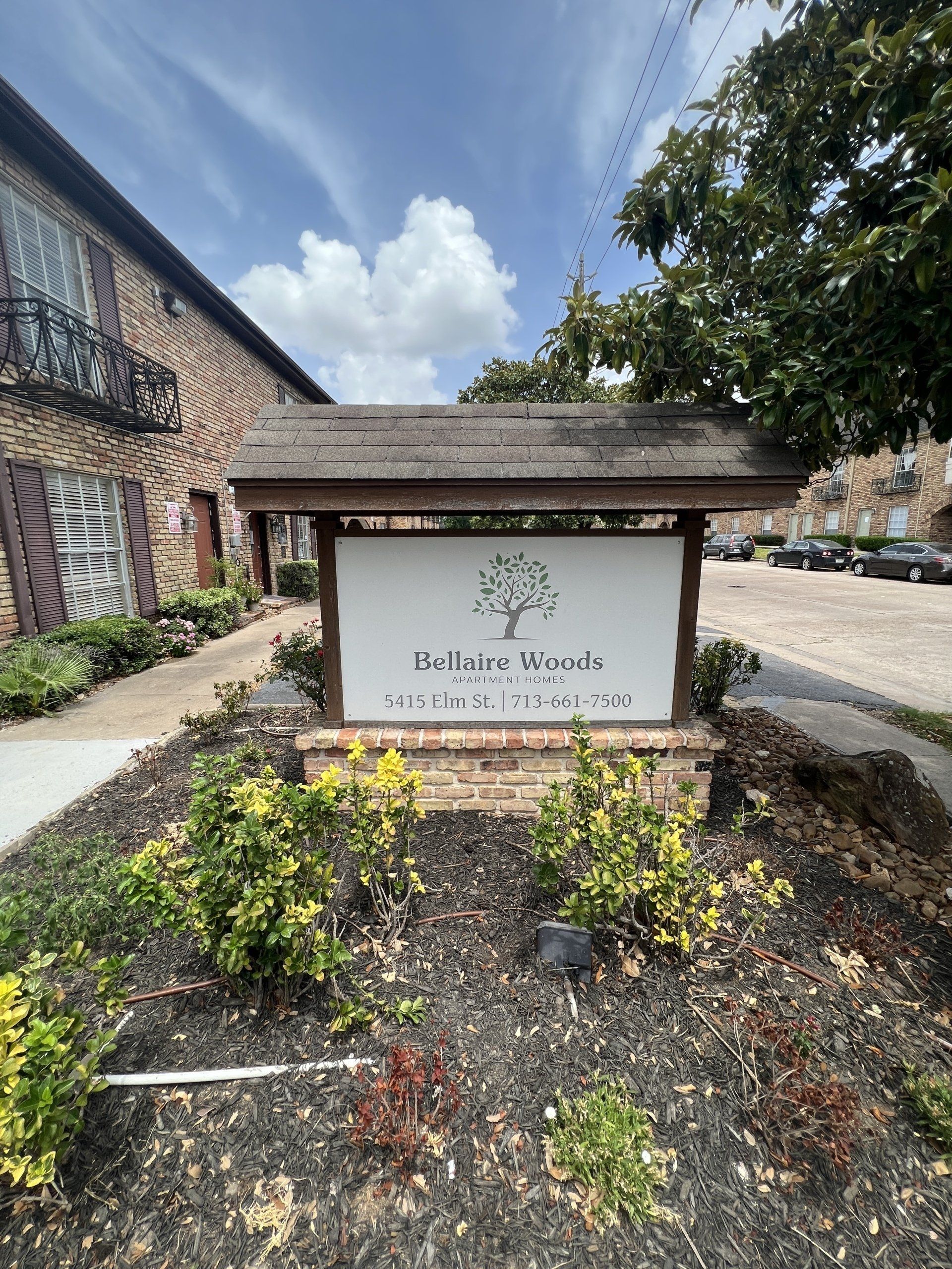 bellaire woods sign