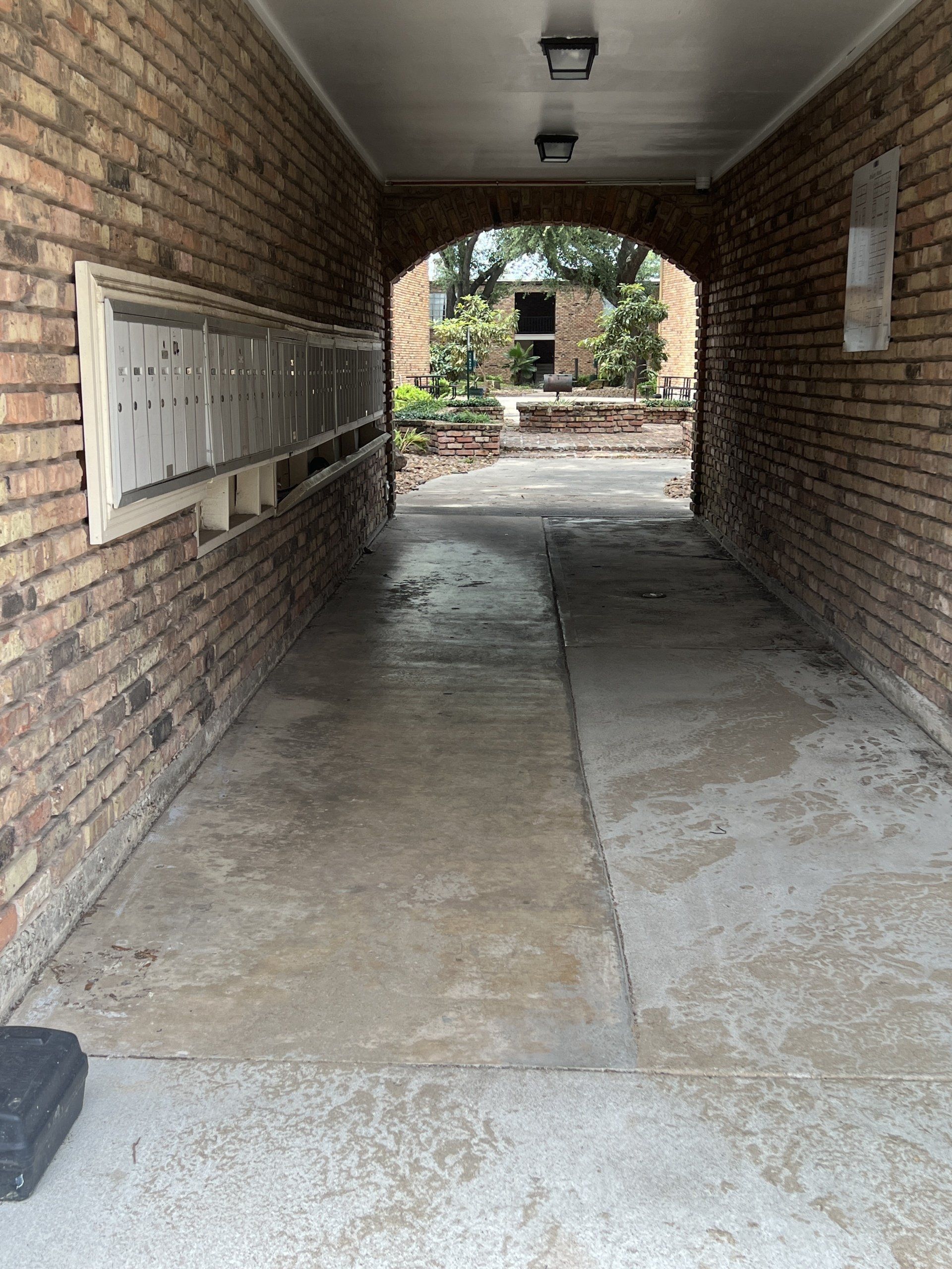 bellaire woods exterior