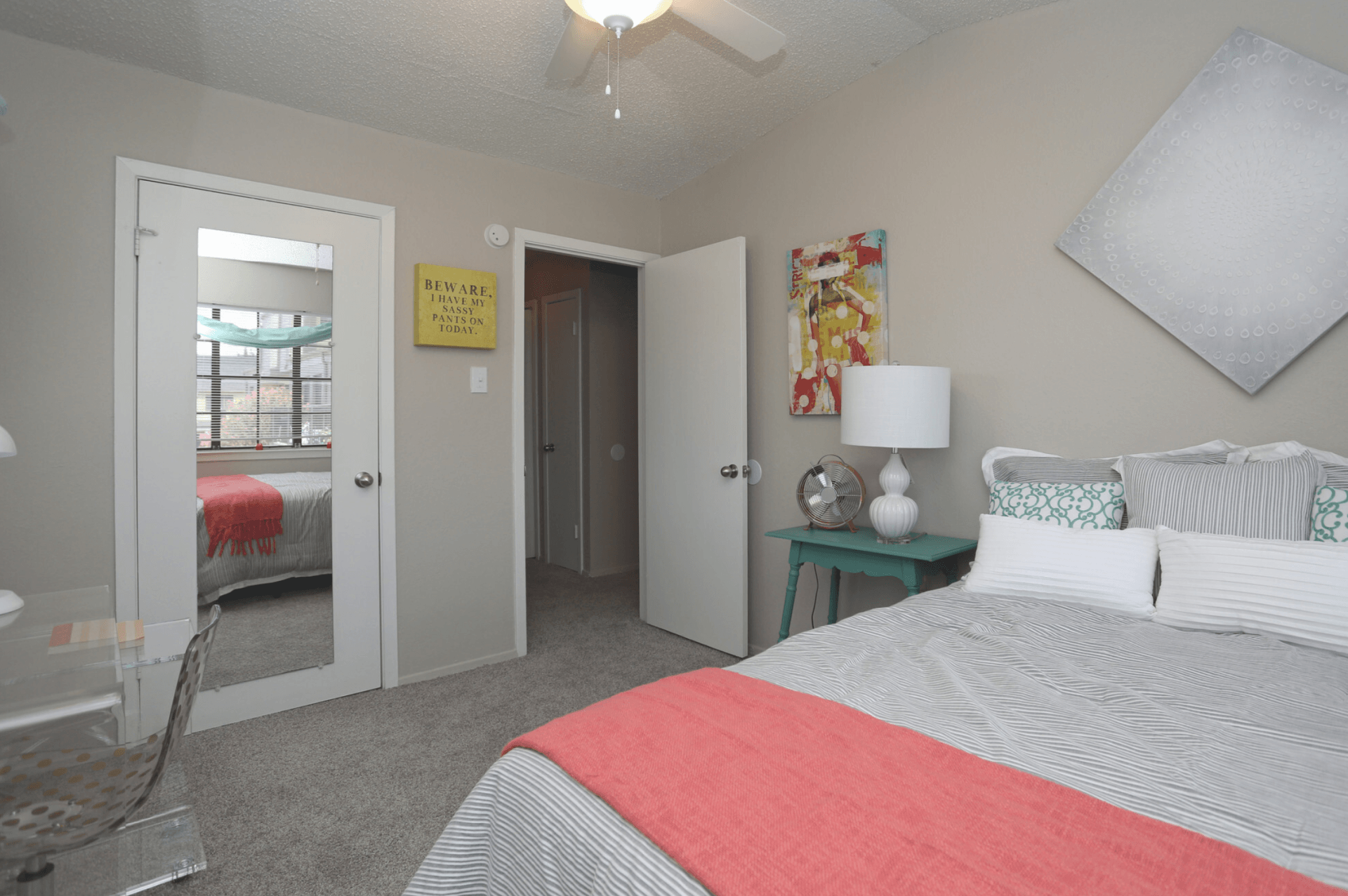 31 thirty apartments bedroom