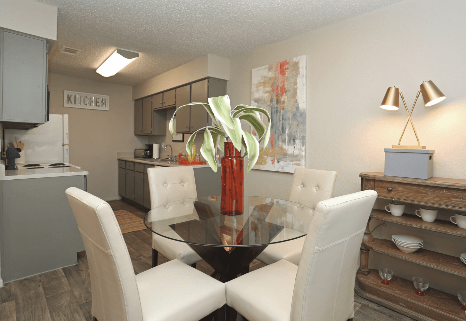 31 thirty apartments dining room