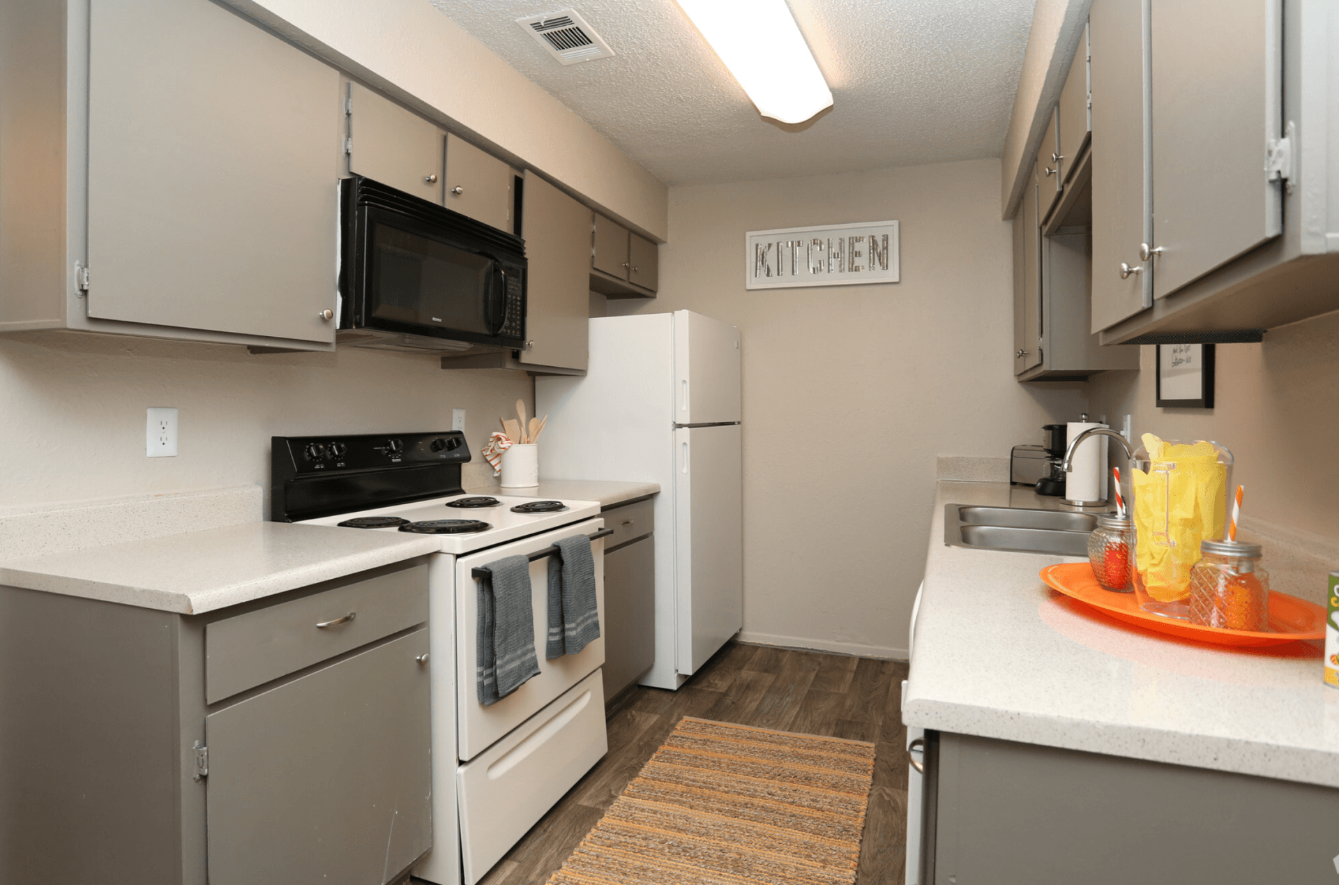 31 thirty apartments kitchen