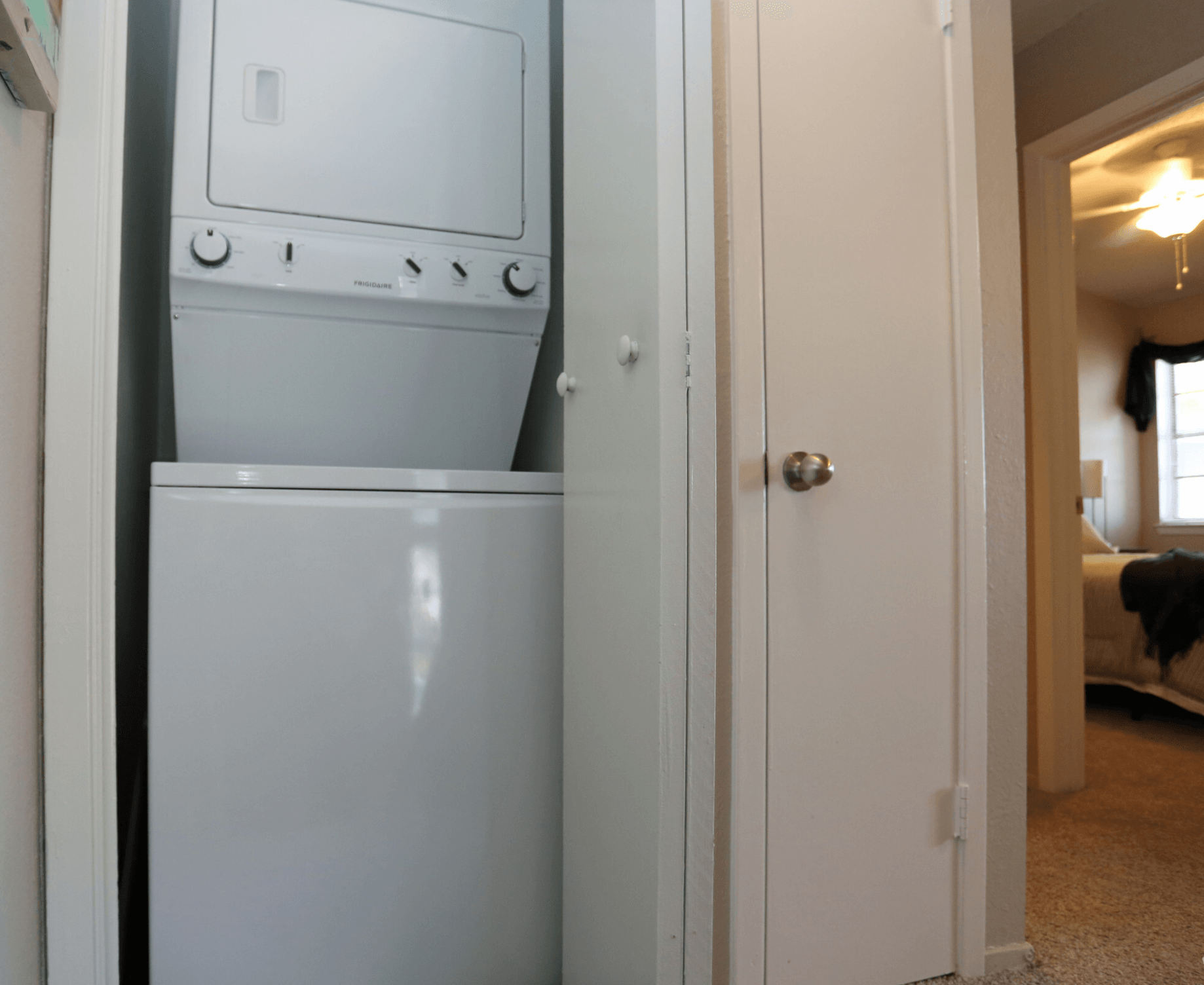 31 thirty apartments laundry room