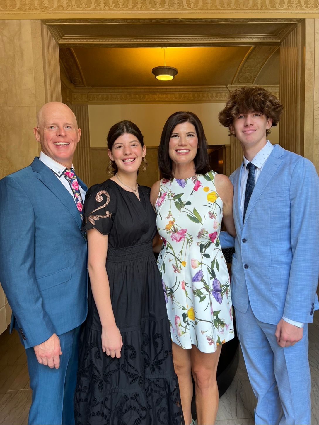 Dr. Michael Lyons with his wife, Liz Lyons who also works at Focal Pointe Eye Care and their children