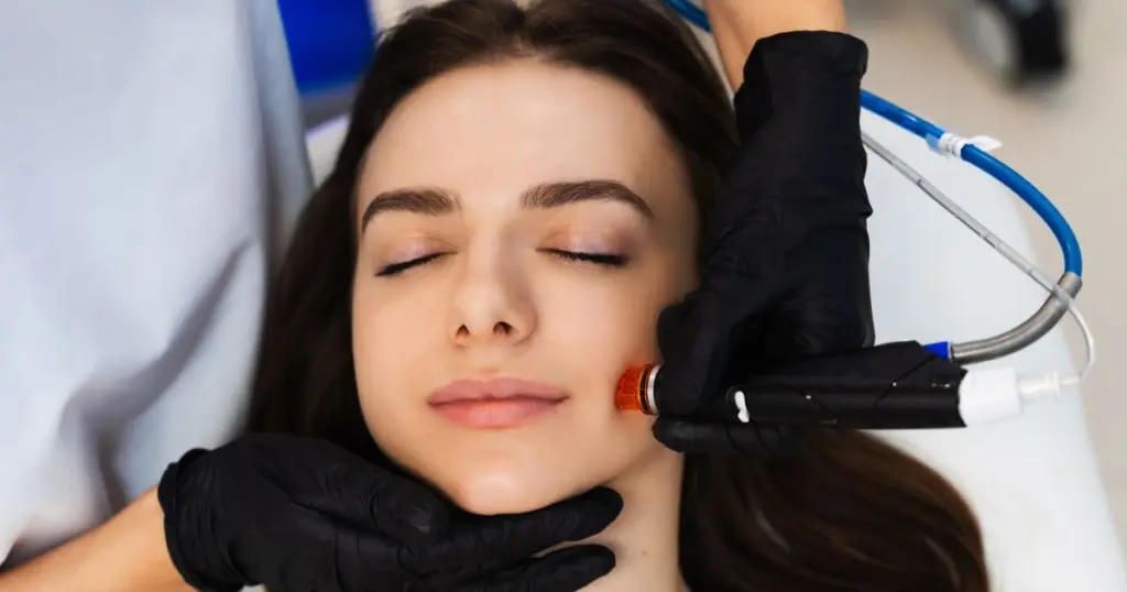Cleanse and extract with Hydrafacial wand