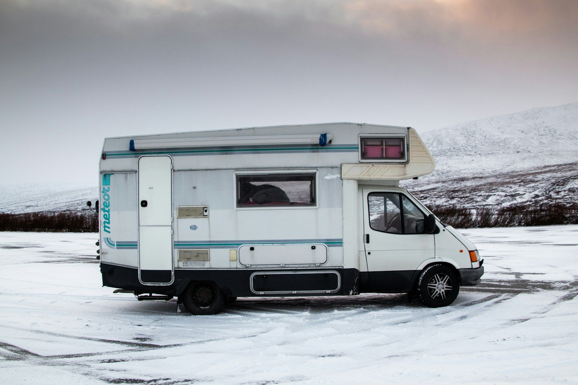 RV Dealer 