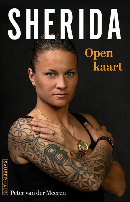 sherida spitse open kaart