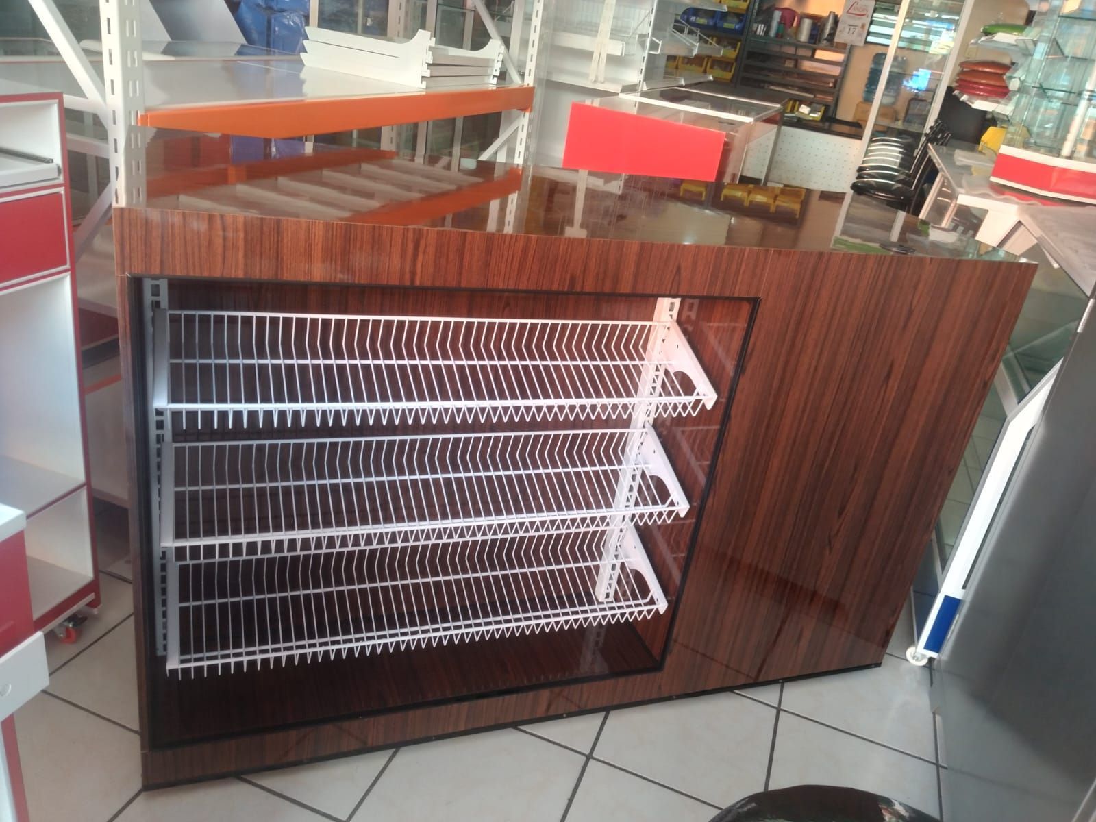 EXHIBI MUEBLES